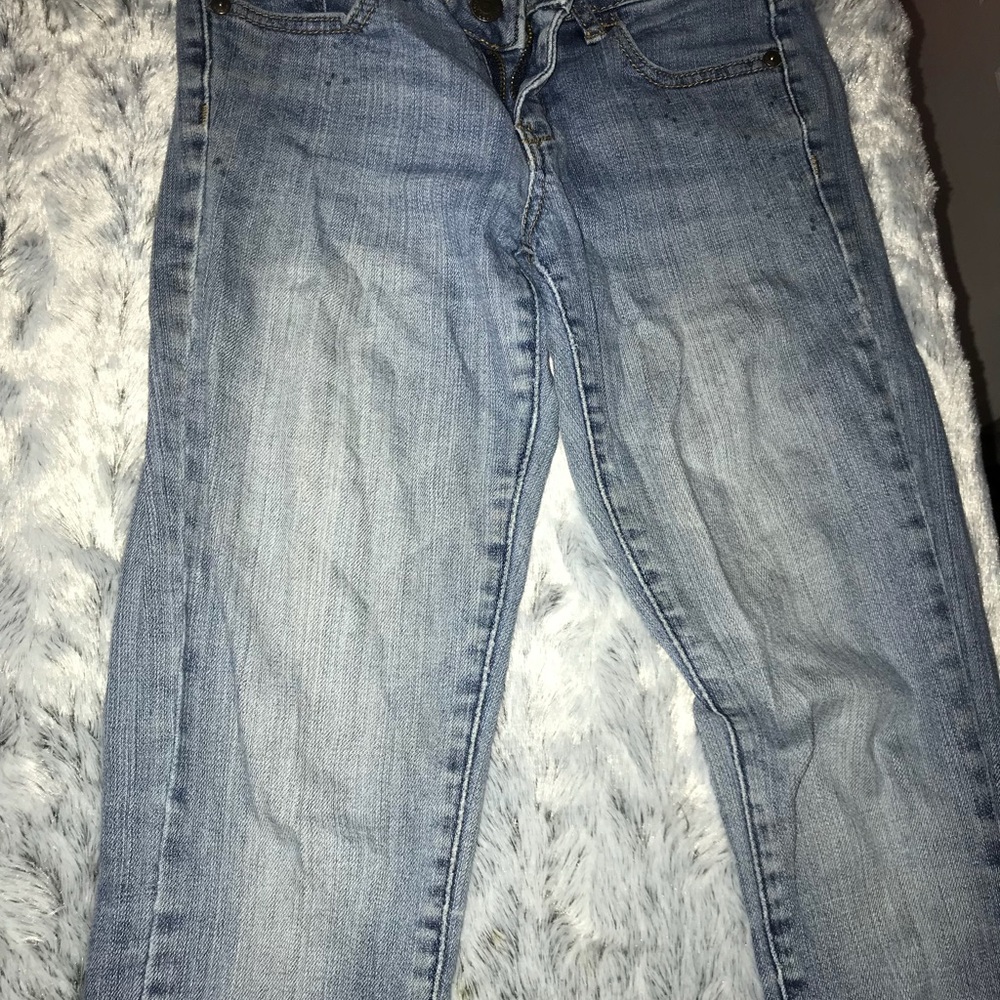 Light wash jeans
